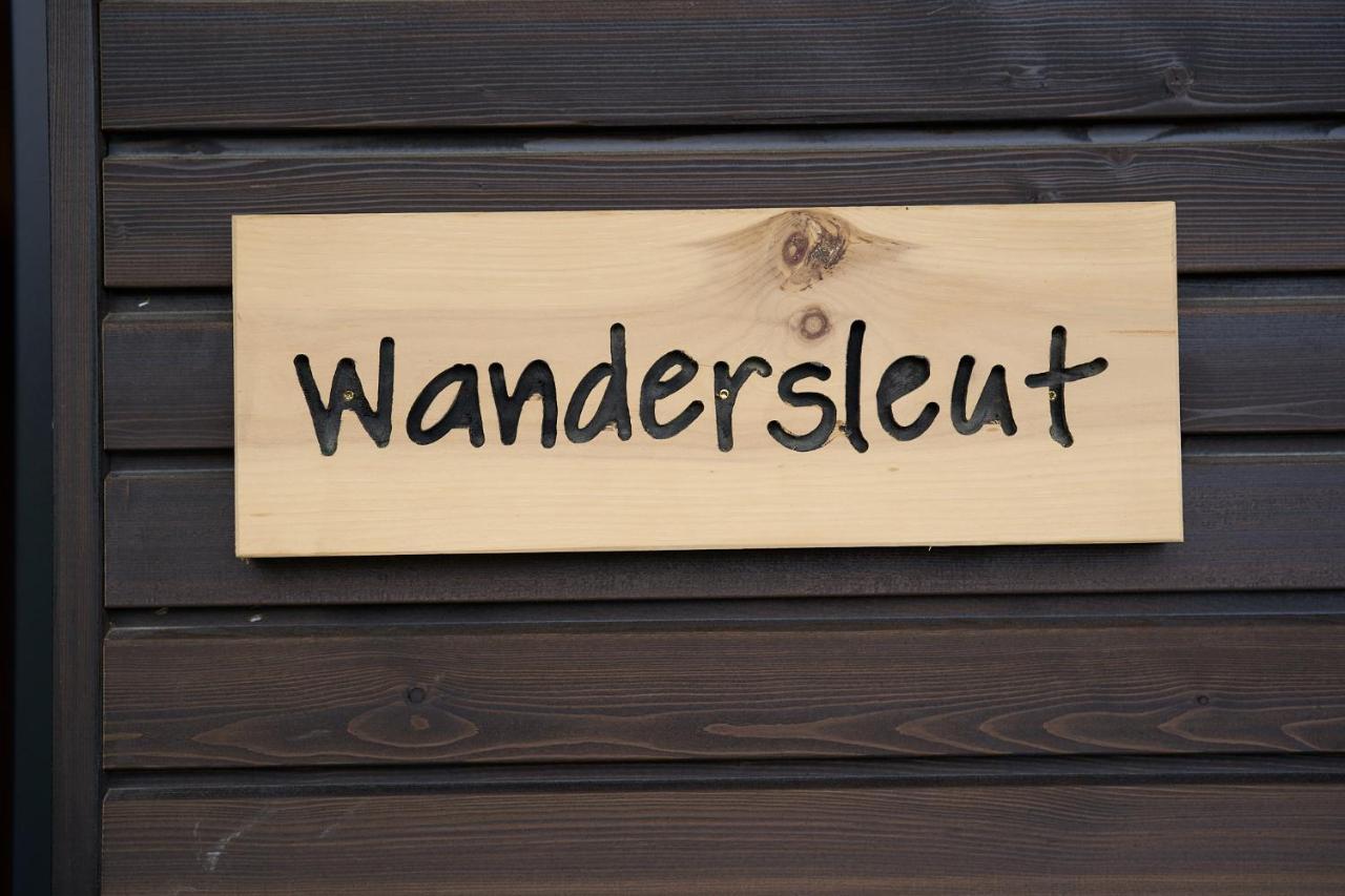 Black Forest Lodges - Gehobene Ferienwohnungen Mit Privatsaunas Tulfes Exterior foto