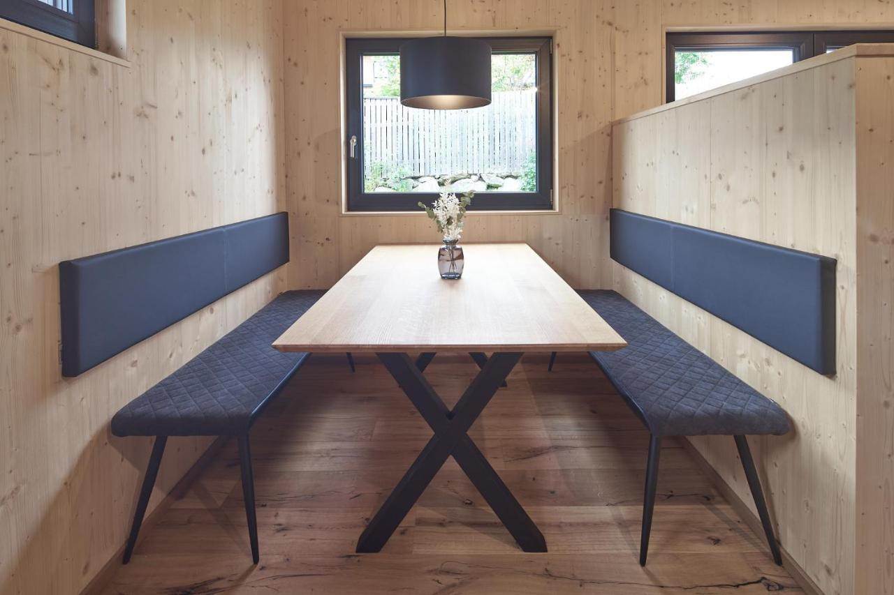 Black Forest Lodges - Gehobene Ferienwohnungen Mit Privatsaunas Tulfes Exterior foto
